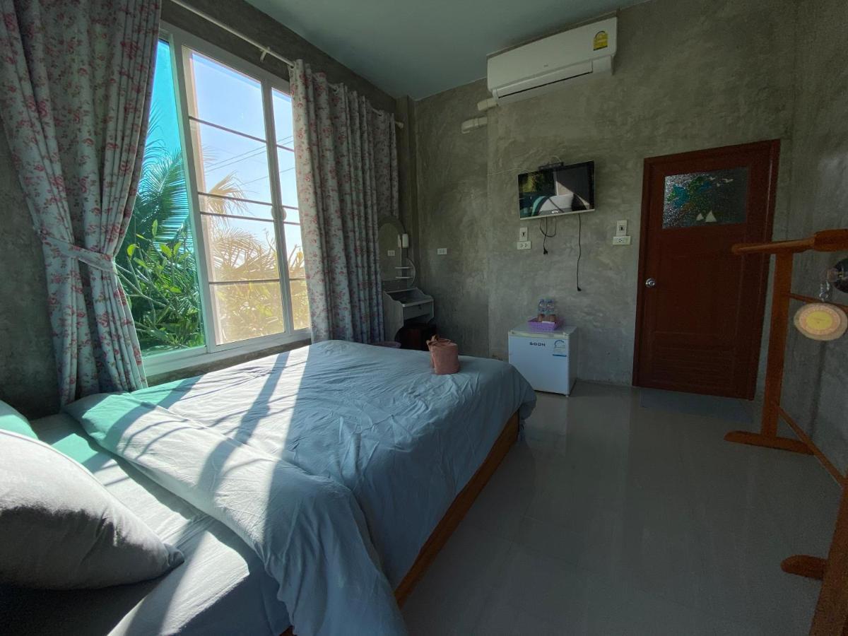 Bantaphan Homestay Nan Exteriör bild