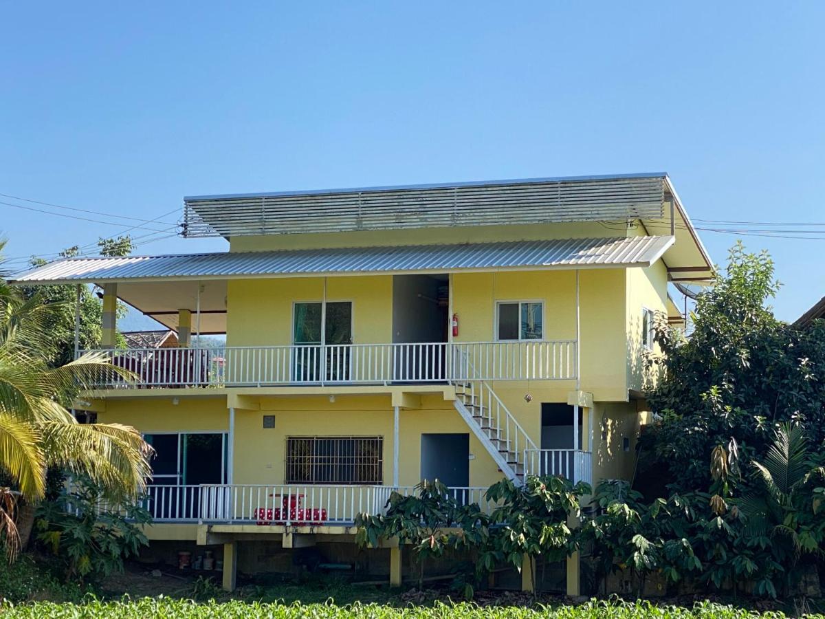 Bantaphan Homestay Nan Exteriör bild